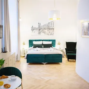 Apartments Roman Krakov